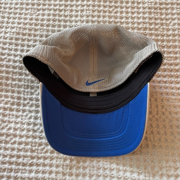 Nike Grey Kentucky Hat - New! - Picture 3 of 3